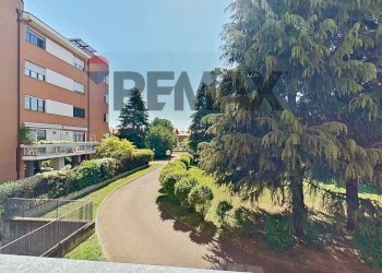 Edificio all\'aperto - Quadrilocale Via Garibaldi
 
137, Nerviano - foto 34