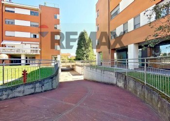 Balcone - Quadrilocale Via Garibaldi
 
137, Nerviano - foto 39