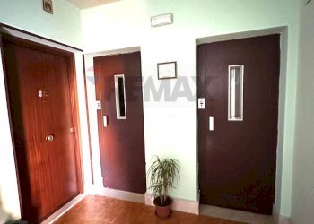 Hall / corridoio - Trilocale Corso Pisani
 
193, Palermo - foto 25