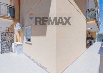 Terrazza - Trilocale Via Giulio Cesare
 
1/z, Villabate - foto 8