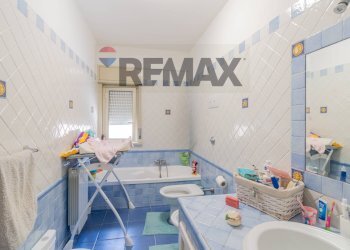 Bagno - Trilocale Via Giulio Cesare
 
1/z, Villabate - foto 14