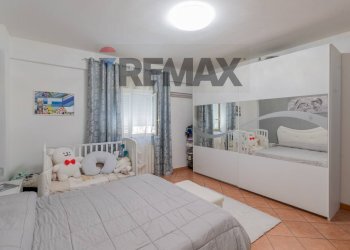 Camera / camera da letto - Trilocale Via Giulio Cesare
 
1/z, Villabate - foto 17