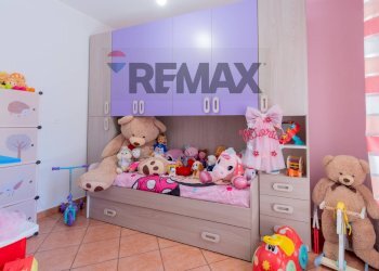 Camera / camera da letto - Trilocale Via Giulio Cesare
 
1/z, Villabate - foto 20