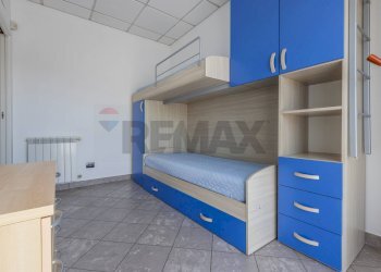 Camera / camera da letto - Three-room apartment VIA VECCHIA PER CASTANO
 
44, Lonate Pozzolo - photo 20