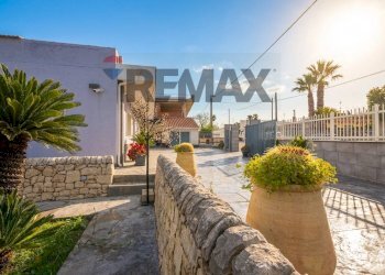 Terrazza - Villa Contrada Puntarazzi, Ragusa - foto 11