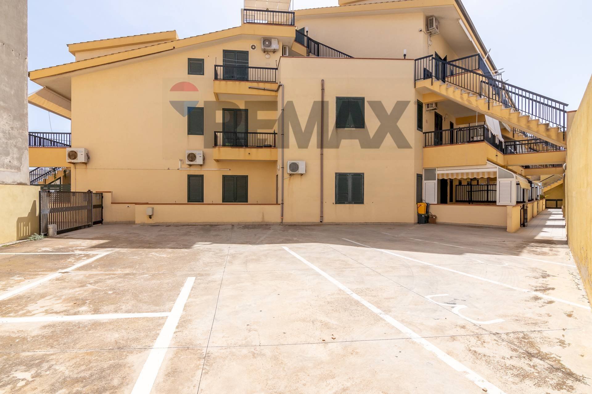Edificio all\'aperto - Casa indipendente Via Donnalucata
 
23, Ragusa - foto 2