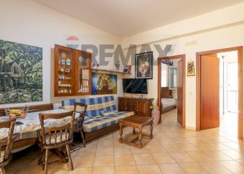 Sala da pranzo - Casa indipendente Via Donnalucata
 
23, Ragusa - foto 16