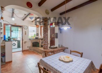 Sala da pranzo - Villa VIA PITEA DA MARSIGLIA
 
56, Palermo - foto 3