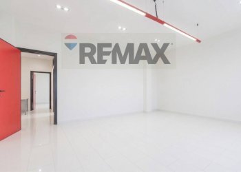 Stanza vuota - Stabile - Palazzo VIA P. NENNI
 
125, San Giovanni Teatino - foto 15