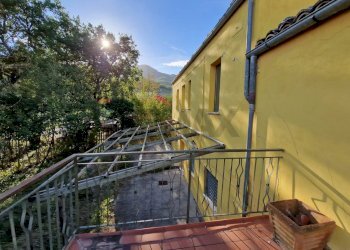 Balcone - Casa semi indipendente Montebello di Bertona - foto 2