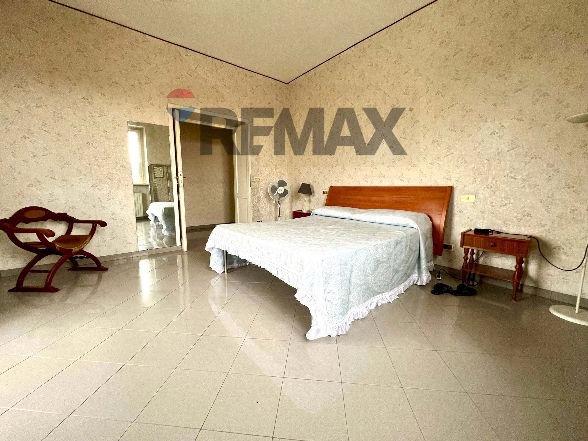 Camera / camera da letto - Apartment Viale Maiella
96, Chieti - photo 2