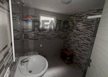 Bagno - Casa indipendente Via Pompeo Magno
 
10, Brindisi - foto 24