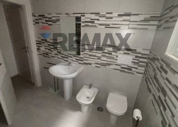 Bagno - Casa indipendente Via Pompeo Magno
 
10, Brindisi - foto 26