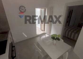 Sala da pranzo - Casa indipendente Via Pompeo Magno
 
10, Brindisi - foto 30