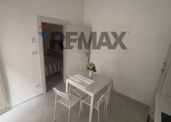 Sala da pranzo - Casa indipendente Via Pompeo Magno
 
10, Brindisi - foto 32