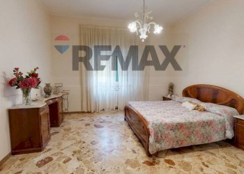 Camera / camera da letto - Four-room apartment Galatone - photo 11