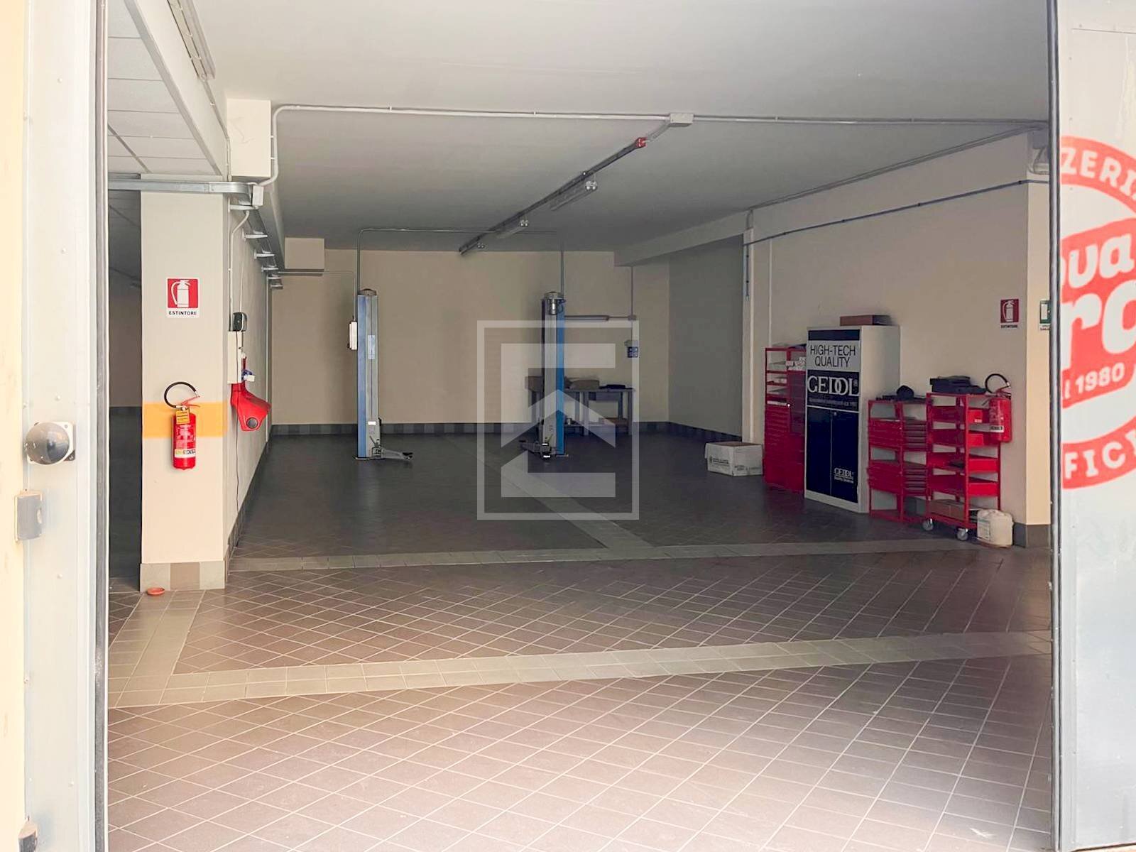 Foto 2 - Commercial Premises via slataper
 
5, Brescia - photo 2
