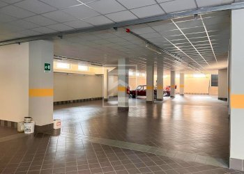 Foto 11 - Commercial Premises via slataper
 
5, Brescia - photo 11