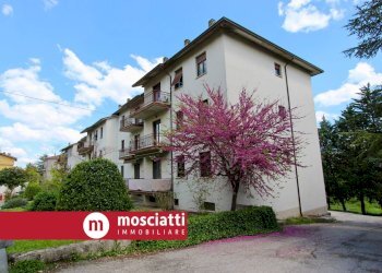 Foto 2 - Apartment Via Madonna Dei Pantani
 
6, Matelica - photo 2