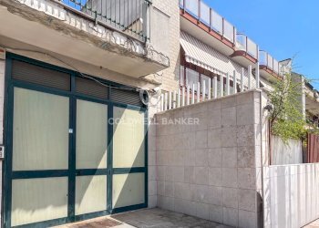 Foto 2 - Box Viale Virgilio
 
93, Andria - photo 2