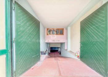 Foto 4 - Box Viale Virgilio
 
93, Andria - photo 4