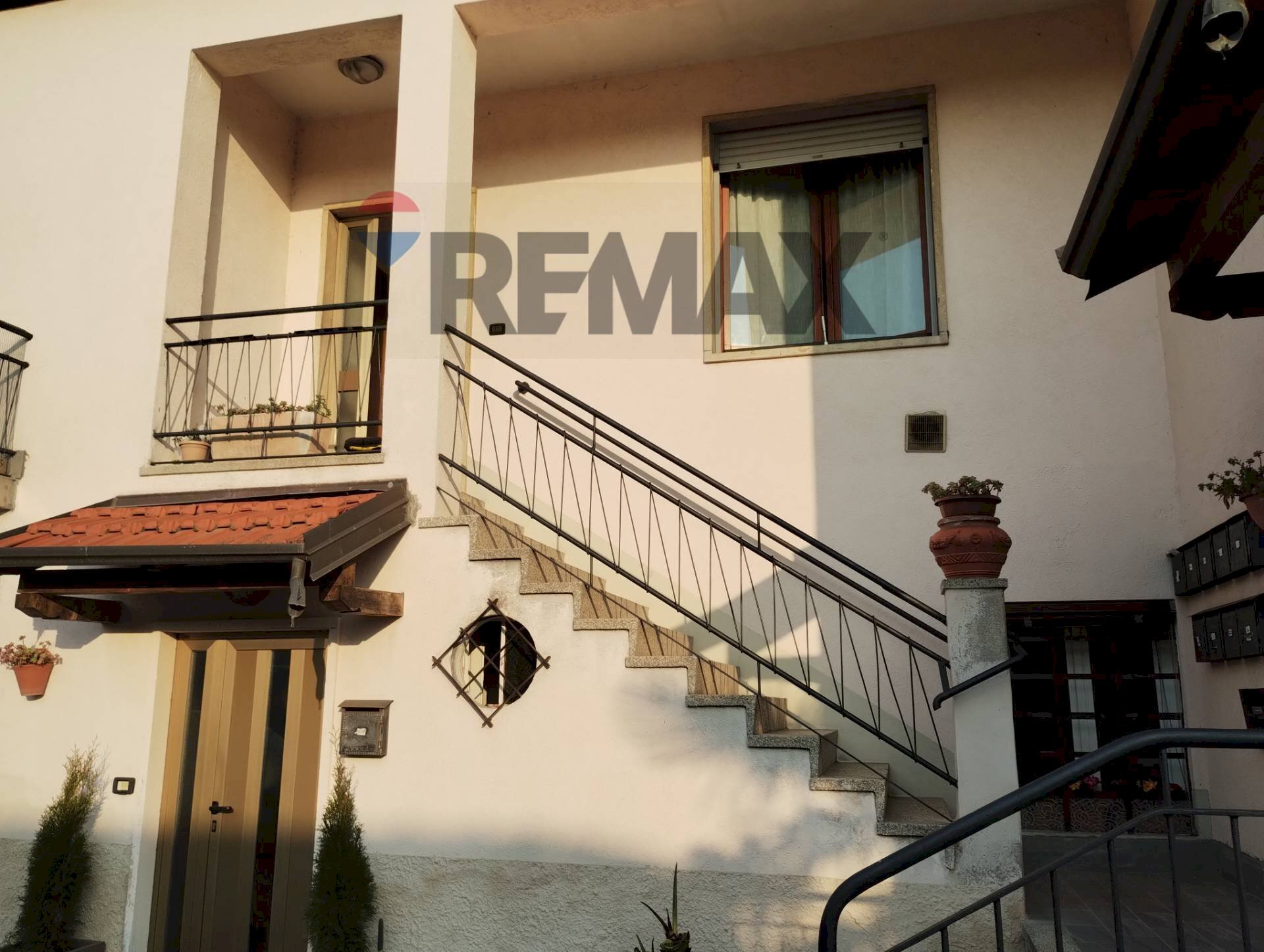 Scale - Independent house Via dei Cavalli
23, Varese - photo 3