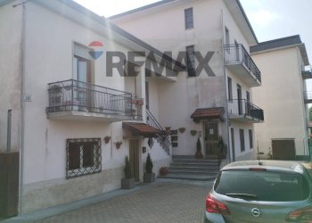 Edificio all\'aperto - Independent house Via dei Cavalli
 
23, Varese - photo 6