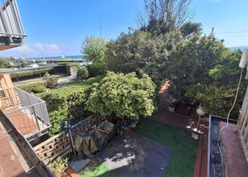 Foto 20 - Quadrilocale Via Litoraneo
 
30, Sarzana - foto 20