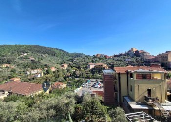 Foto 9 - Quadrilocale Via Gazzoli Prima Traversa
 
5, Lerici - foto 9