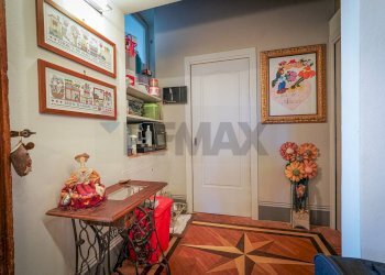 Hall / corridoio - Trilocale Scanzorosciate - foto 15