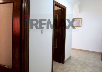 Hall / corridoio - Casa semi indipendente Via Butturu, Porto Torres - foto 14