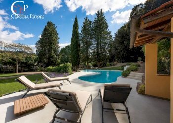 Foto 2 - Villa via della Rosa
 
10, Fiesole - photo 2