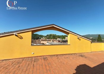 Foto 23 - Attico via Francesco Petrarca
 
10, Figline e Incisa Valdarno - foto 23