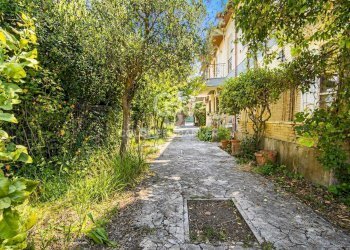 Foto 3 - Villa Viale dei Navigatori
 
21, Tarquinia - foto 3