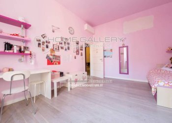 Camera da letto - Appartamento via Galata, Genova (zona Centro) - foto 18