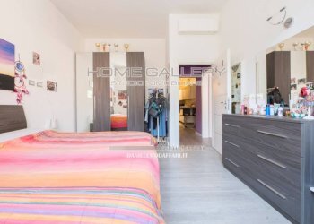 Camera da letto - Appartamento via Galata, Genova (zona Centro) - foto 25