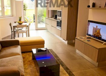 Soggiorno - Monolocale Via Belinzaghi, Milano - foto 1