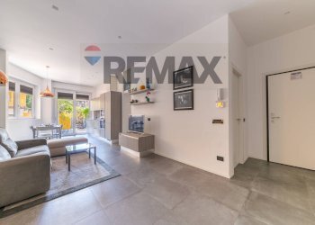 Soggiorno - Monolocale Via Belinzaghi, Milano - foto 1