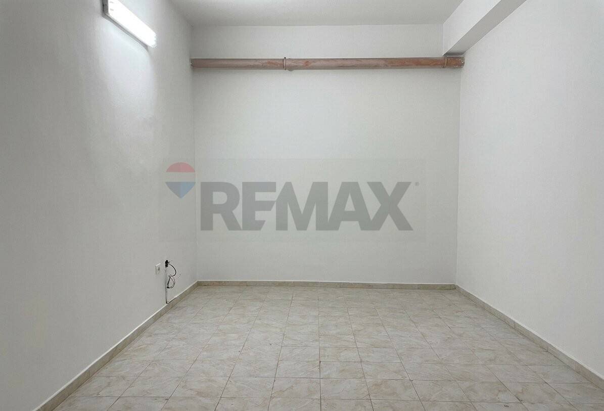 Stanza vuota - Cellar / Attic VIA GRAMSCI
 
103, Trani - photo 1