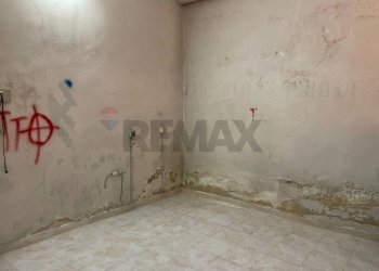 Stanza vuota - Cellar / Attic VIA GRAMSCI
 
103, Trani - photo 12