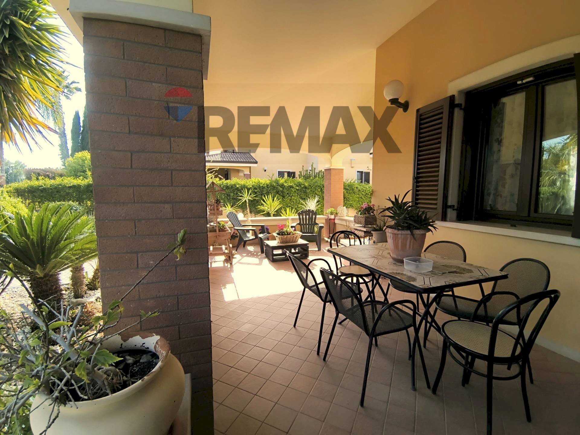 Terrazza - Villa a Schiera VIA MONTE D'ALBA
 
48, Trani - foto 2