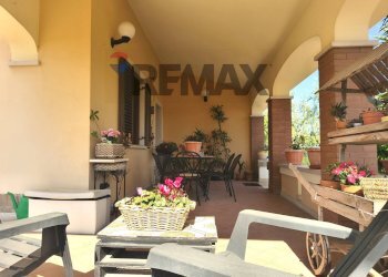 Terrazza - Terraced Villa VIA MONTE D'ALBA
 
48, Trani - photo 8