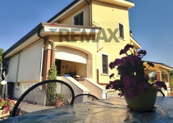 Casa all\'aperto - Terraced Villa VIA MONTE D'ALBA
 
48, Trani - photo 14