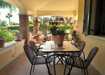 Terrazza - Terraced Villa VIA MONTE D'ALBA
 
48, Trani - photo 18