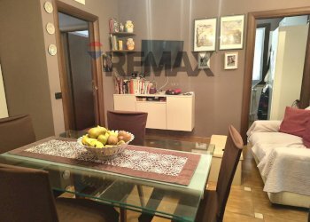 Sala da pranzo - Terraced Villa VIA MONTE D'ALBA
 
48, Trani - photo 31