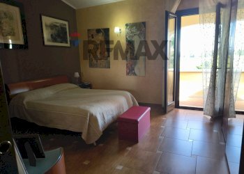 Camera / camera da letto - Terraced Villa VIA MONTE D'ALBA
 
48, Trani - photo 53