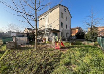 Appartamento Via Prato Bovino, Castelnovo di Sotto - foto 1