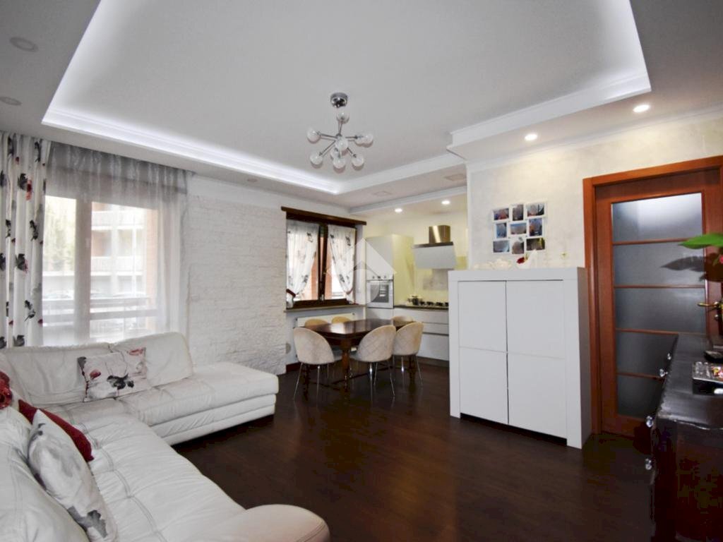 Three-room apartment Via Lorenzo Garda, Ivrea - photo 1