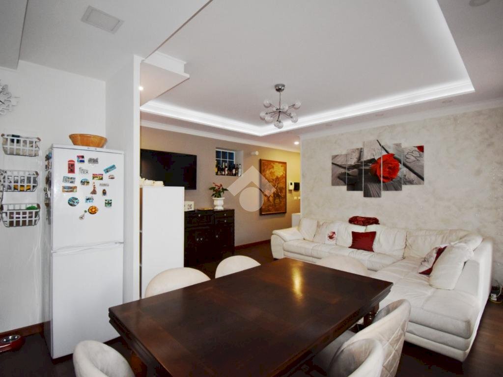 Three-room apartment Via Lorenzo Garda, Ivrea - photo 3