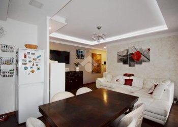 Three-room apartment Via Lorenzo Garda, Ivrea - photo 3